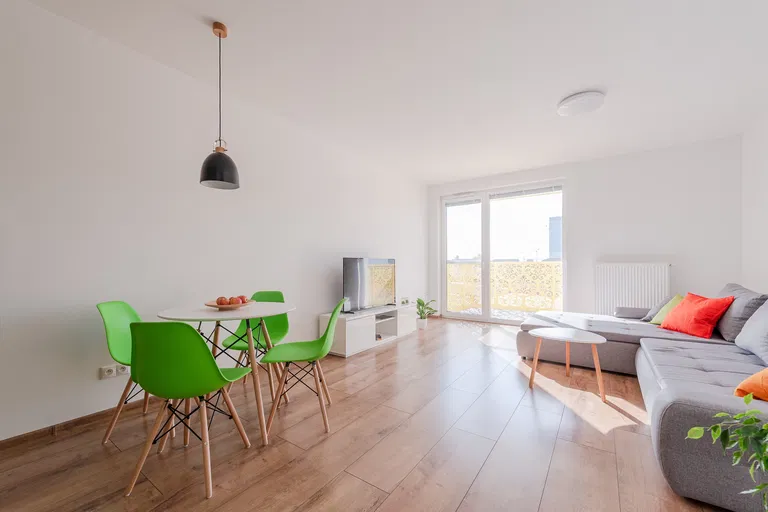 Koceľova, Ružinov - Bratislava II | Prenájom, Byt, 2-izbový, 60 m²
