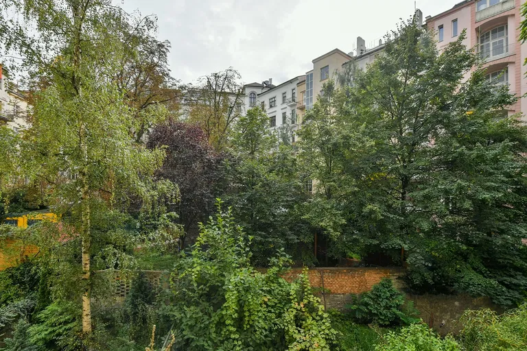 Italská, Vinohrady - Prague 2 | Sale, Apartment, One-bedroom (2+kk), 62 m²