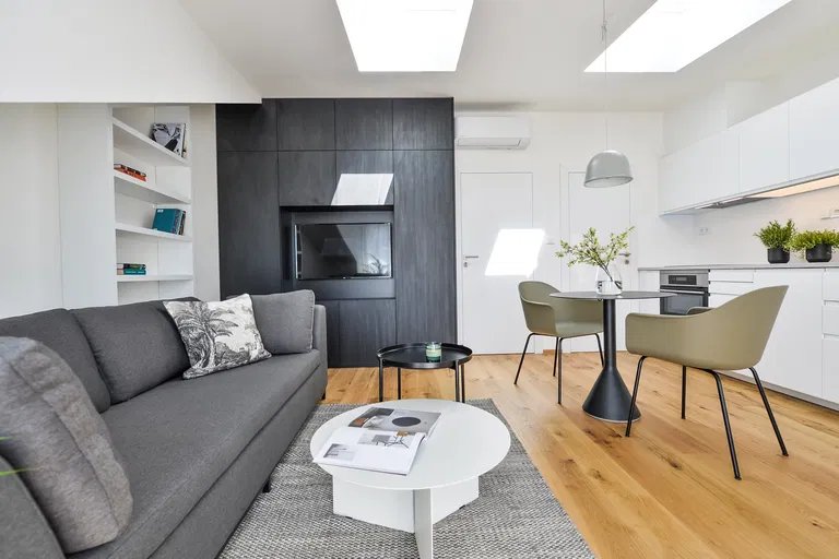 Heřmanova, Holešovice - Praha 7 | Prenájom, Byt, 2-izbový, 53 m²