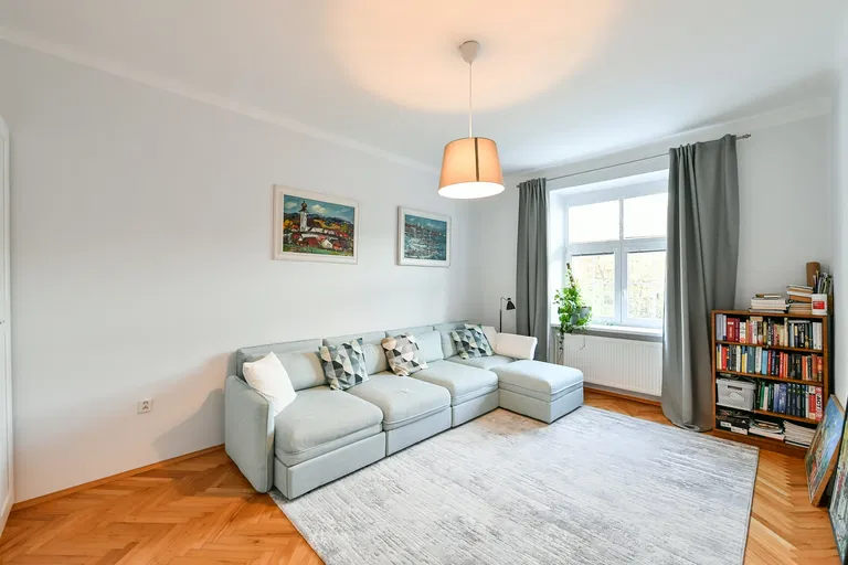 V Mezihoří, Libeň - Prague 8 | Sale, Apartment, One-bedroom (2+1), 71 m²