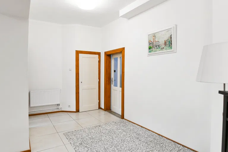 V Mezihoří, Libeň - Prague 8 | Sale, Apartment, One-bedroom (2+1), 71 m²