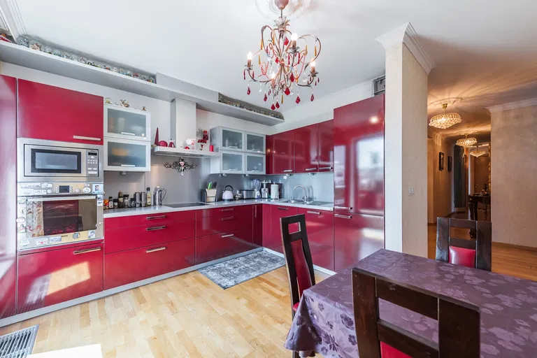 Vršovická, Vršovice - Prague 10 | Sale, Apartment, Three-bedroom (4+kk), 149 m²