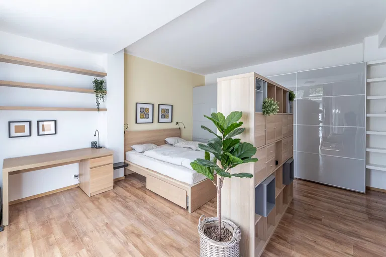 Leškova, Staré Mesto - Bratislava I | Rent, Apartment, Two-bedroom (3+1), 88 m²