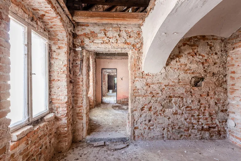 Prostredná, Svätý Jur - Pezinok | Sale, House, Seven-bedroom (8+kk), 311 m²