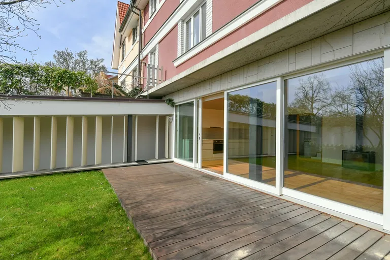 Pod Lipkami, Smíchov - Praha 5 | Prenájom, Rodinný dom, 7-izbový, 320 m²