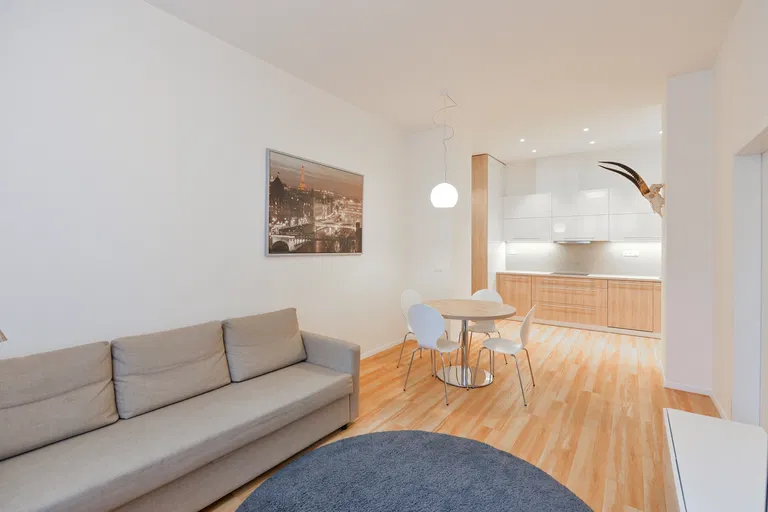 Ovenecká, Bubeneč - Praha 7 | Prenájom, Byt, 3-izbový, 88 m²