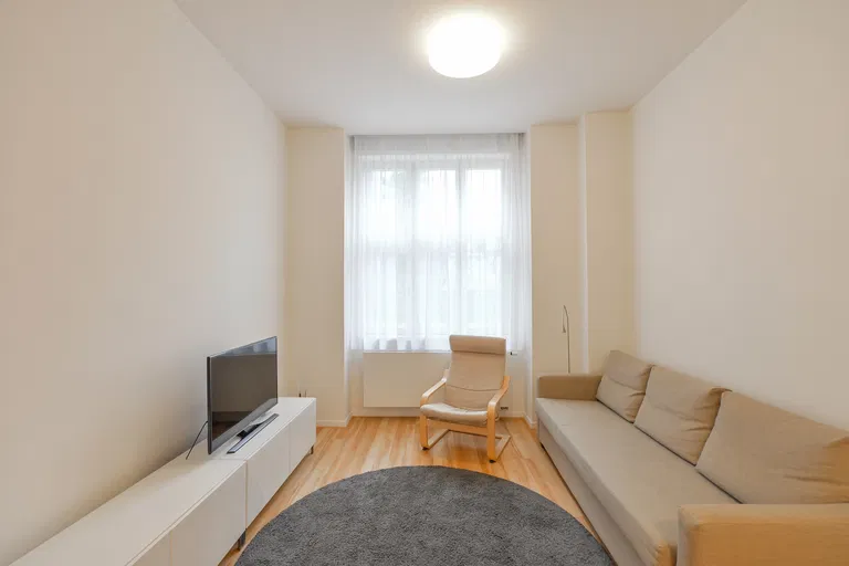 Ovenecká, Bubeneč - Praha 7 | Prenájom, Byt, 3-izbový, 88 m²