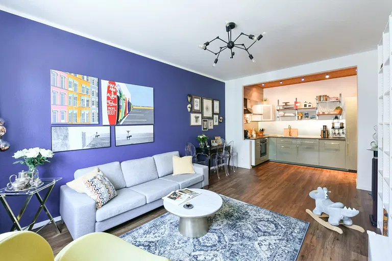 Komunardů, Holešovice - Prague 7 | Sale, Apartment, One-bedroom (2+kk), 61 m²