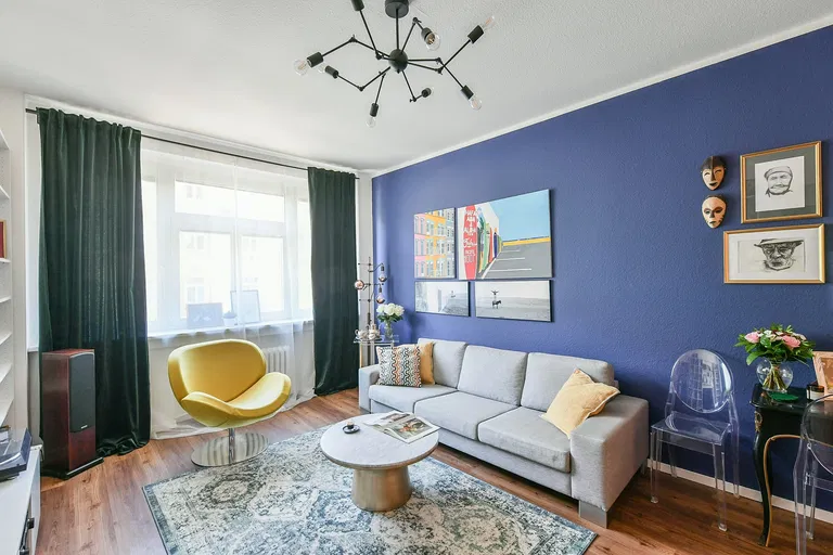 Komunardů, Holešovice - Prague 7 | Sale, Apartment, One-bedroom (2+kk), 61 m²