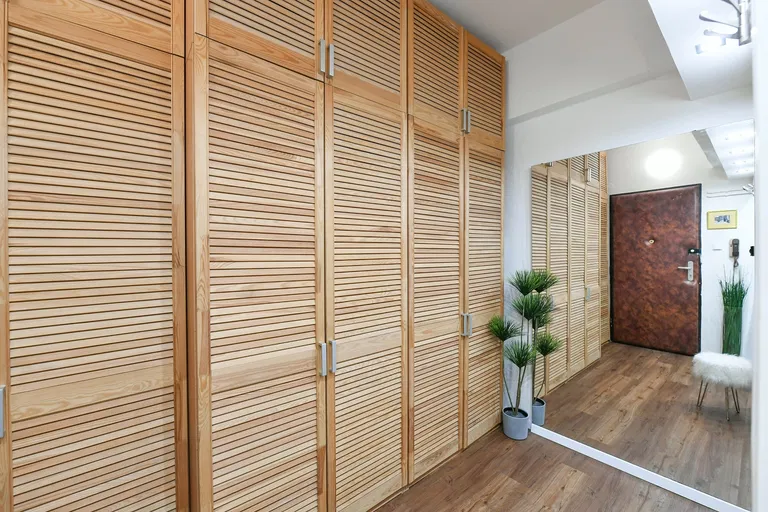 Komunardů, Holešovice - Prague 7 | Sale, Apartment, One-bedroom (2+kk), 61 m²