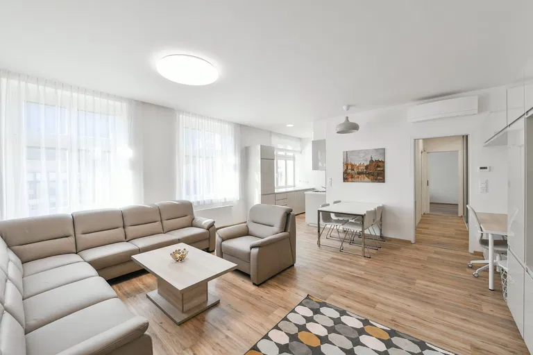 Evropská, Dejvice - Praha 6 | Prenájom, Byt, 2-izbový, 73 m²