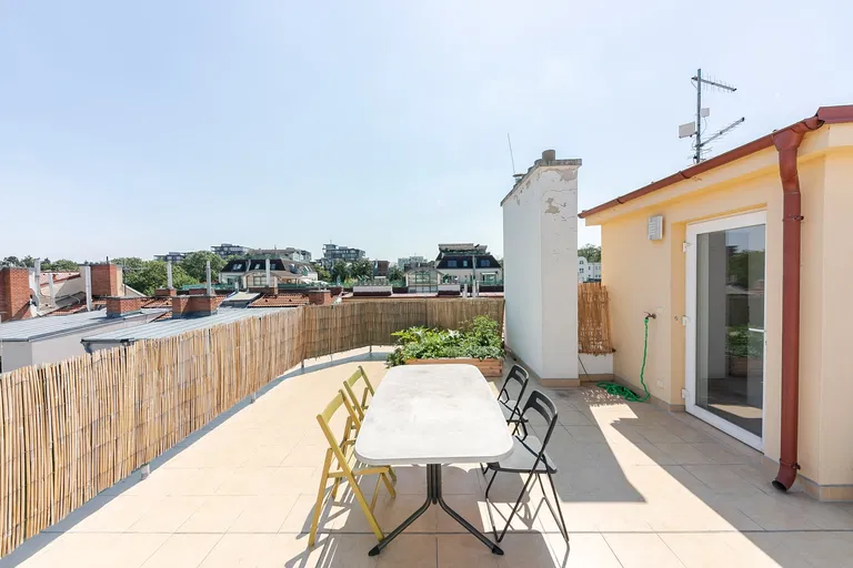 Domažlická, Žižkov - Prague 3 | Sale, Apartment, Two-bedroom (3+kk), 112 m²