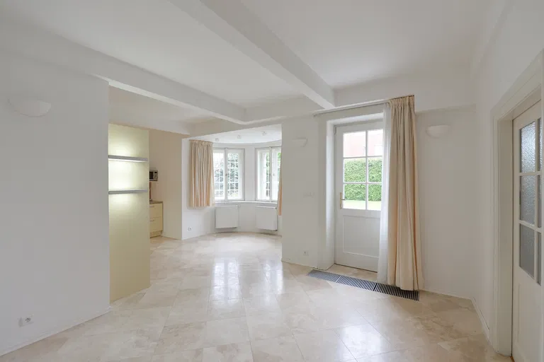 U Laboratoře, Střešovice - Praha 6 | Prenájom, Byt, 2-izbový, 86 m²