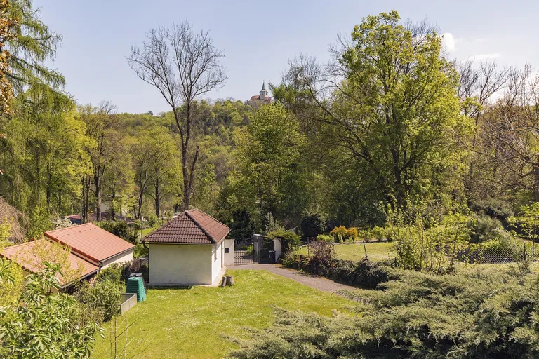 V Šáreckém údolí, Dejvice - Prague 6 | Sale, House, Four-bedroom (5+1), 225 m²