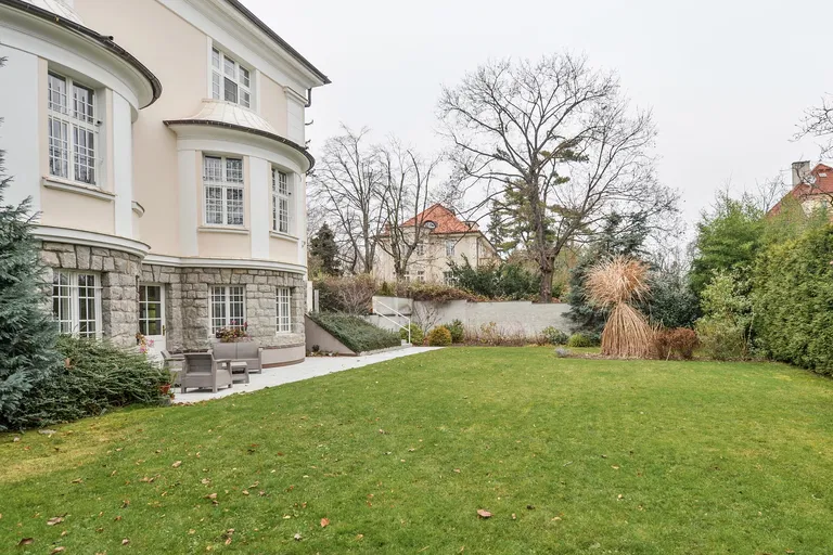 U Laboratoře, Střešovice - Praha 6 | Prenájom, Byt, 2-izbový, 86 m²