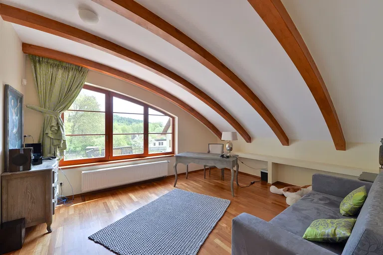 Horní Lomnice, Kunice - Praha-východ | Predaj, Rodinný dom, 6-izbový, 517 m²