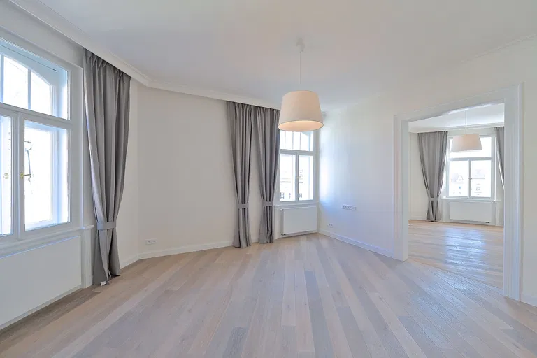 náměstí Jiřího z Poděbrad, Vinohrady - Praha 3 | Prenájom, Byt, 3-izbový, 137 m²