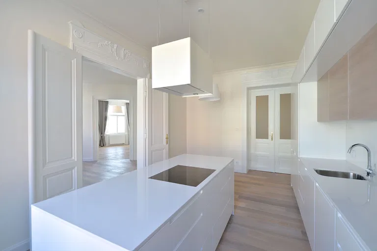 náměstí Jiřího z Poděbrad, Vinohrady - Praha 3 | Prenájom, Byt, 3-izbový, 137 m²