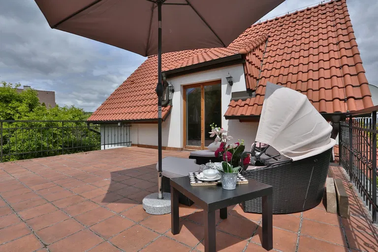 Novochuchelská, Velká Chuchle - Prague 5 | Sale, House, Three-bedroom (4+kk), 161 m²