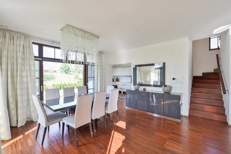 Žitavská, Benice - Prague 10 | Sale, House, Three-bedroom (4+kk), 173 m²