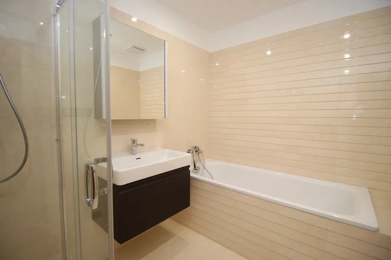 Matúšova, Staré Mesto - Bratislava I | Predaj, Byt, 3-izbový, 170 m²