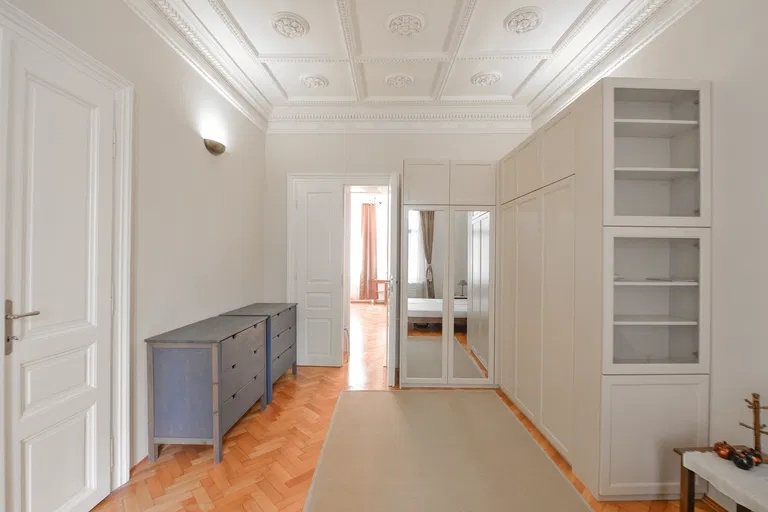 Benediktská, Staré Město - Prague 1 | Rent, Apartment, Two-bedroom (3+1), 100 m²