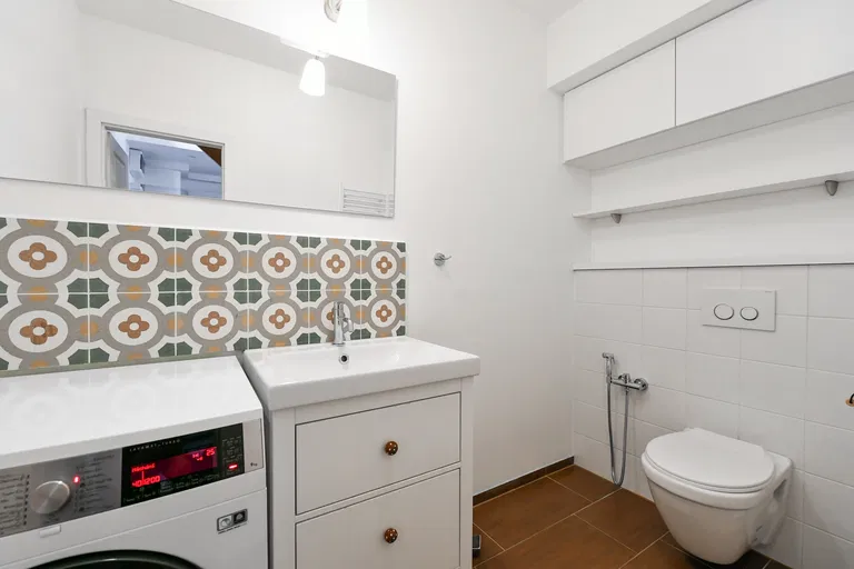 Brtnická, Michle - Prague 10 | Sale, Apartment, Two-bedroom (3+kk), 133 m²