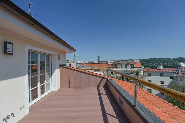 Čechova, Bubeneč - Praha 7 | Prenájom, Byt, 5-izbový, 250 m²