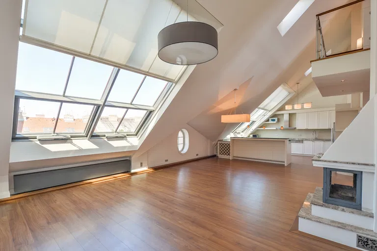 Čechova, Bubeneč - Praha 7 | Prenájom, Byt, 5-izbový, 250 m²