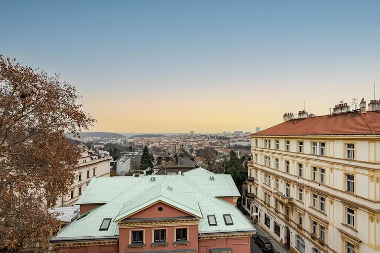 Šafaříkova, Vinohrady - Prague 2 | Sale, Apartment, Two-bedroom (3+kk), 83 m²