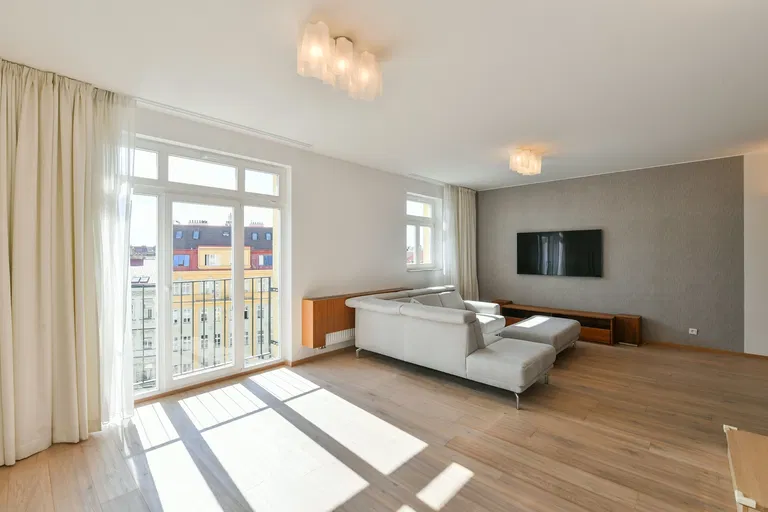 Šafaříkova, Vinohrady - Prague 2 | Sale, Apartment, Four-bedroom (5+kk), 191 m²
