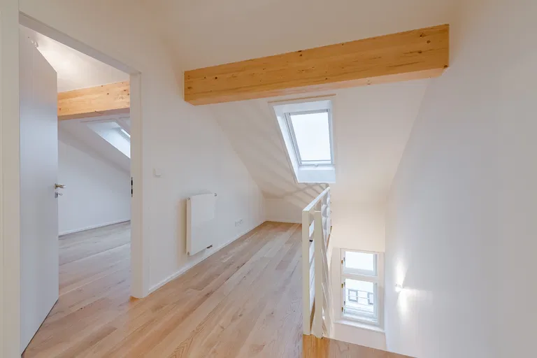 Šafaříkova, Vinohrady - Prague 2 | Sale, Apartment, Two-bedroom (3+kk), 83 m²