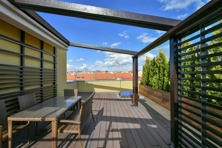 Šafaříkova, Vinohrady - Prague 2 | Sale, Apartment, Four-bedroom (5+kk), 191 m²