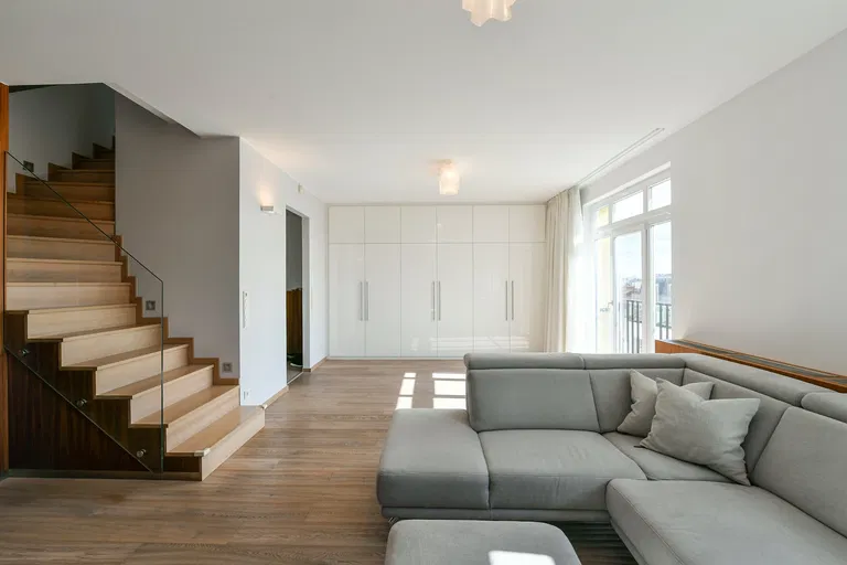 Šafaříkova, Vinohrady - Prague 2 | Sale, Apartment, Four-bedroom (5+kk), 191 m²
