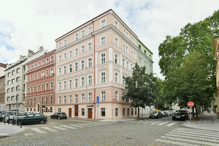 Šafaříkova, Vinohrady - Prague 2 | Sale, Apartment, Two-bedroom (3+kk), 83 m²