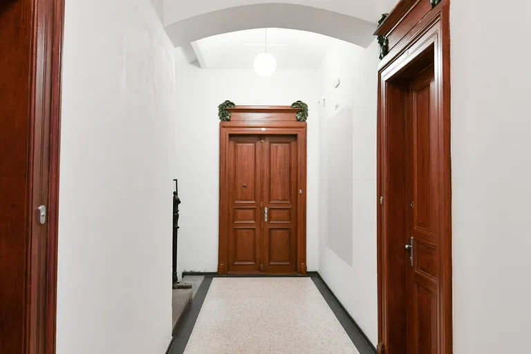 Na Výšinách, Bubeneč - Praha 7 | Prenájom, Byt, 2-izbový, 35 m²