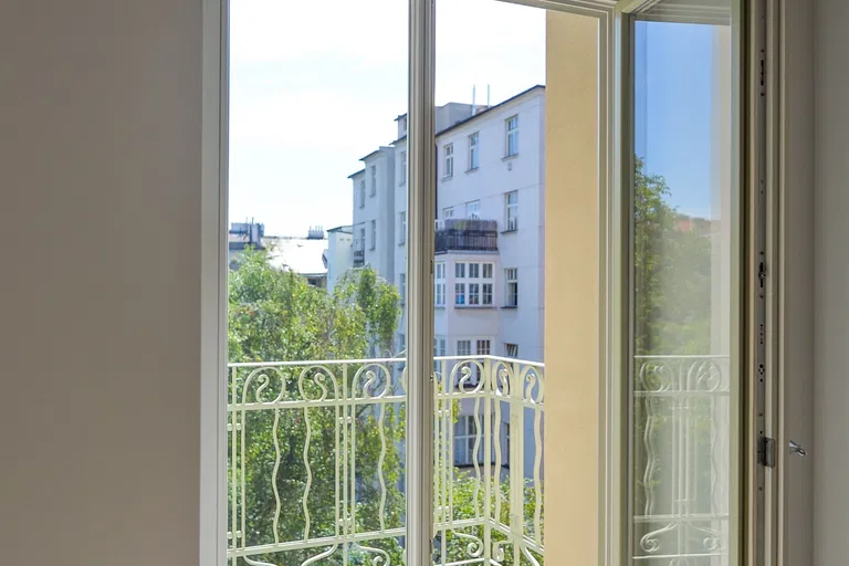 Krkonošská, Vinohrady - Praha 2 | Prenájom, Byt, 2-izbový, 90 m²