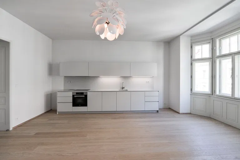 Krkonošská, Vinohrady - Praha 2 | Prenájom, Byt, 2-izbový, 90 m²