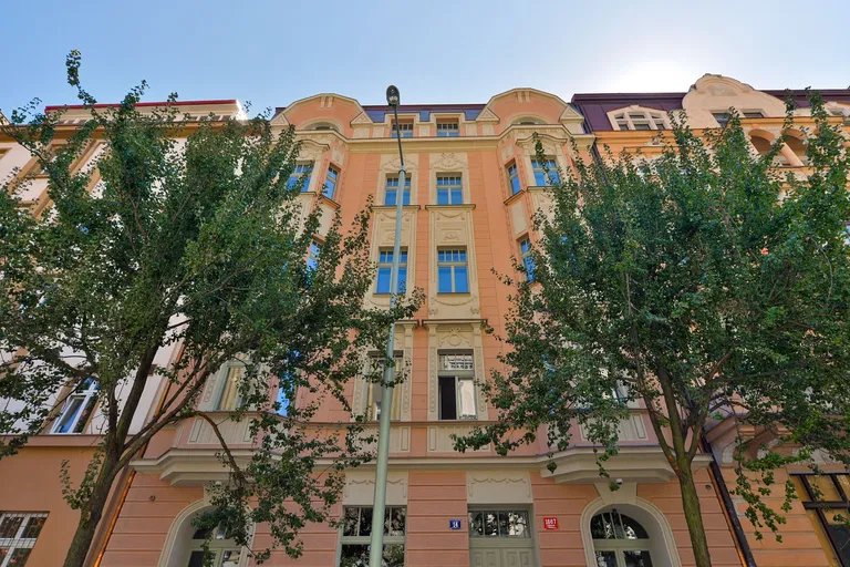 Krkonošská, Vinohrady - Praha 2 | Prenájom, Byt, 2-izbový, 90 m²