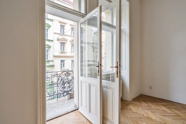 Zborovská, Smíchov - Praha 5 | Prenájom, Byt, 2-izbový, 86 m²