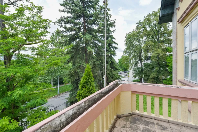 Podolská, Podolí - Prague 4 | Sale, Offices, 514 m²