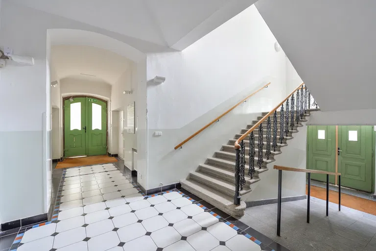 Podolská, Podolí - Prague 4 | Sale, Offices, 514 m²