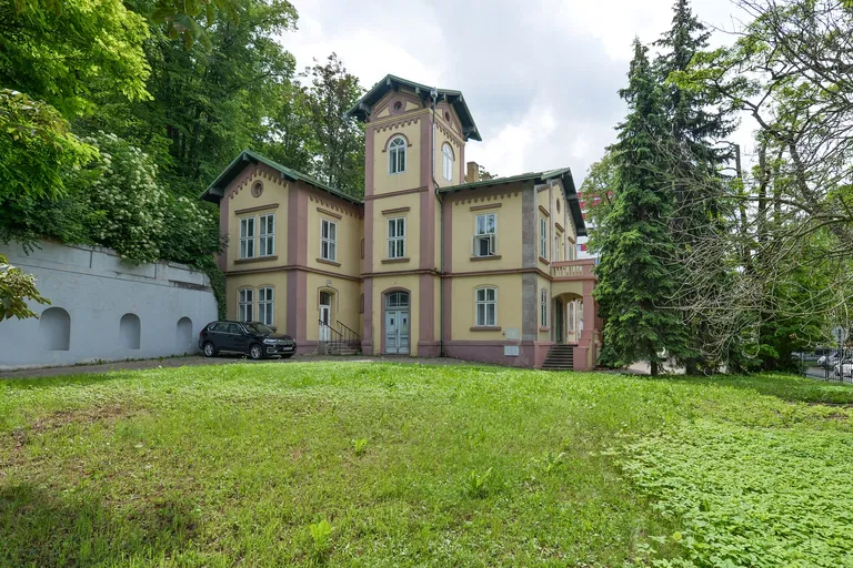 Podolská, Podolí - Prague 4 | Sale, Offices, 514 m²