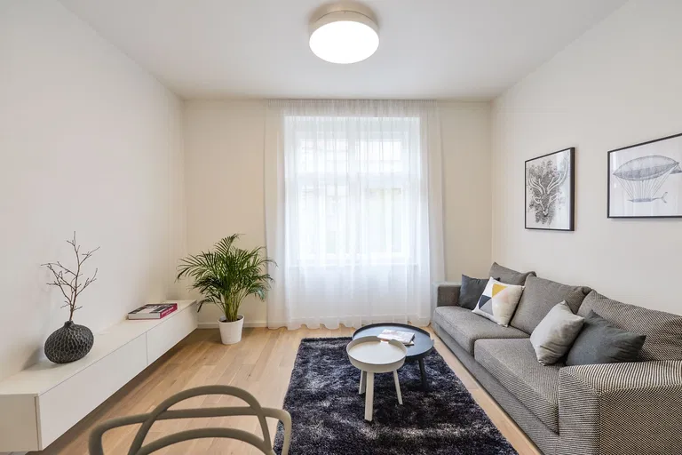 Lucemburská, Vinohrady - Praha 3 | Prenájom, Byt, 2-izbový, 65 m²