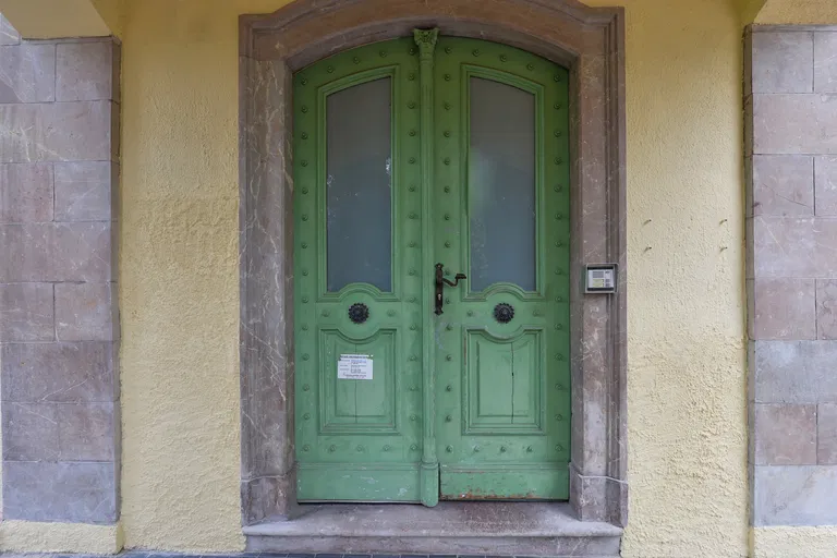 Podolská, Podolí - Prague 4 | Sale, House, Nineteen-bedroom (20+1), 514 m²