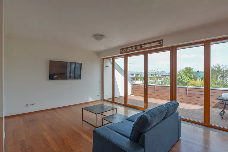 Pod Kaštany, Bubeneč - Praha 6 | Prenájom, Byt, 3-izbový, 145 m²
