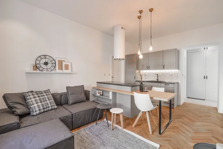 Grafická, Smíchov - Praha 5 | Prenájom, Byt, 2-izbový, 45 m²