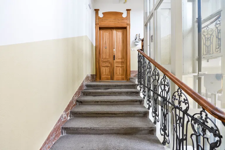 Štefánikova, Smíchov - Prague 5 | Sale, Apartment, Four-bedroom (5+kk), 170 m²