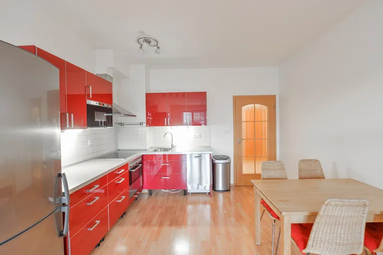 Kakosova, Řeporyje - Prague 5 | Sale, Apartment, Two-bedroom (3+kk), 93 m²