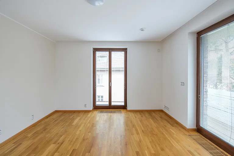 U Dívčích hradů, Smíchov - Praha 5 | Prenájom, Byt, 1-izbový, 35 m²